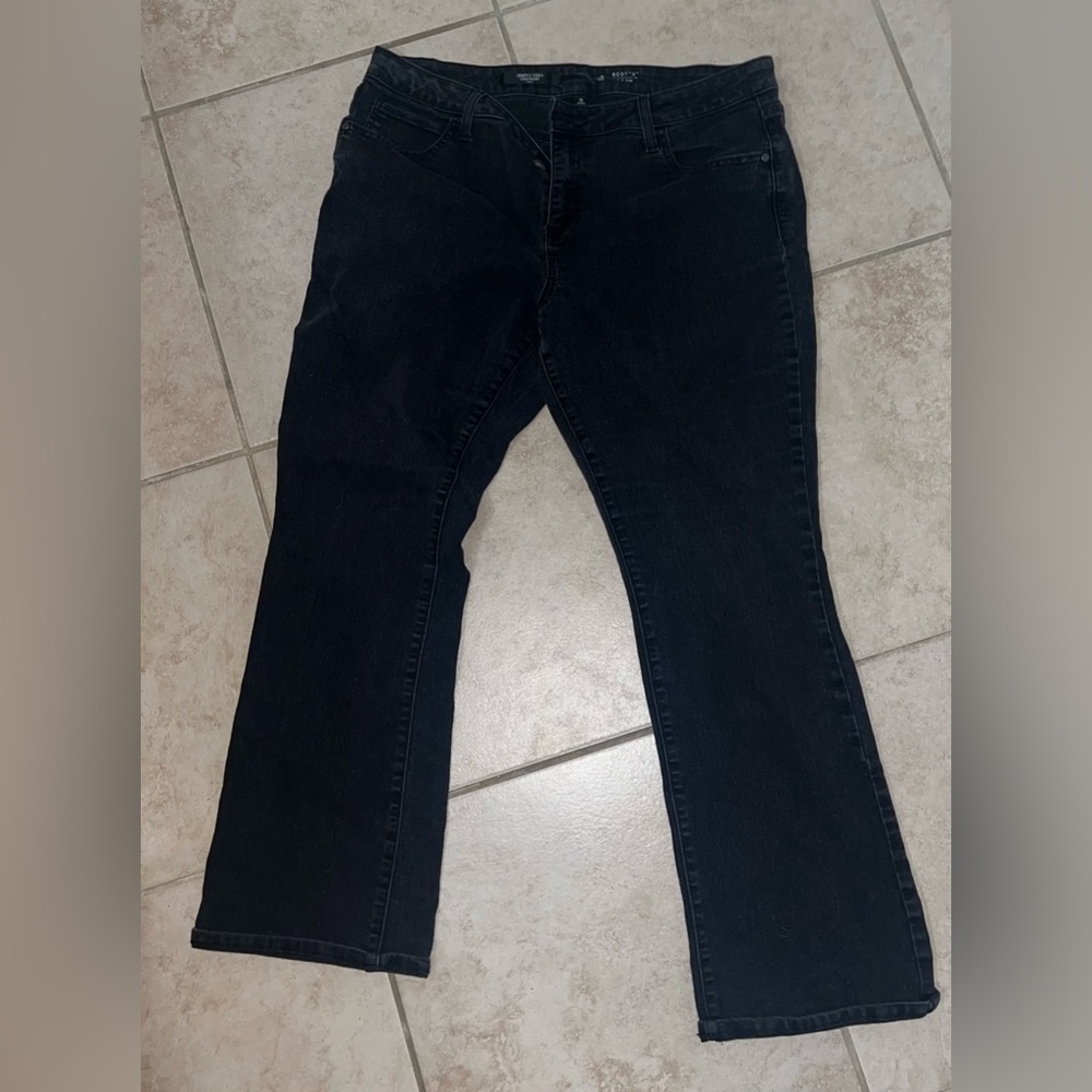 Elegant Black Boot Cut Women's Jeans